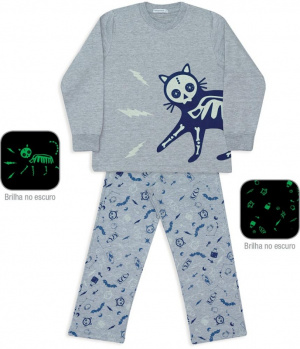 Pijama de moletinho infantil gato e elementos mgicos - Estampa brilha no escuro